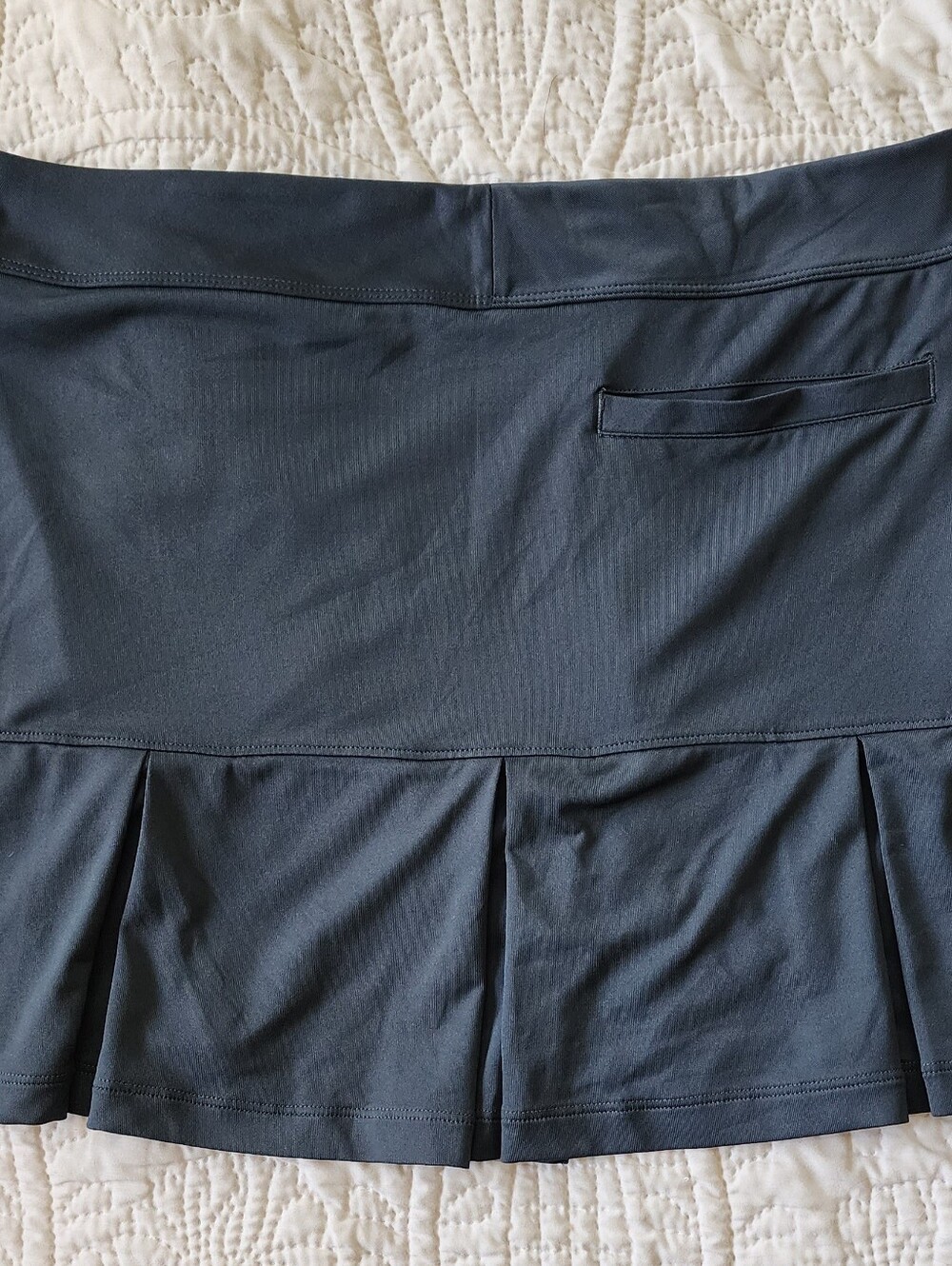 Nike Golf  Black Tour Performance Golf Skirt with Silver Swoosh - Picture 5 of 5